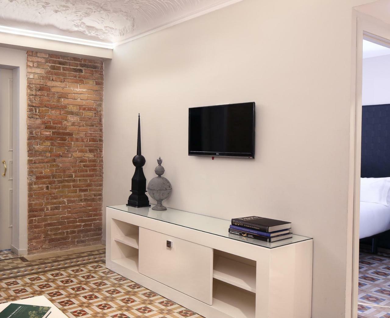 Hotel Balmes, A Member Of Preferred Hotels & Resorts Barcelona Bagian luar foto