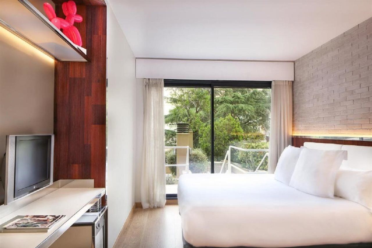 Hotel Balmes, A Member Of Preferred Hotels & Resorts Barcelona Bagian luar foto