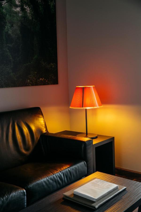 Hotel Balmes, A Member Of Preferred Hotels & Resorts Barcelona Bagian luar foto